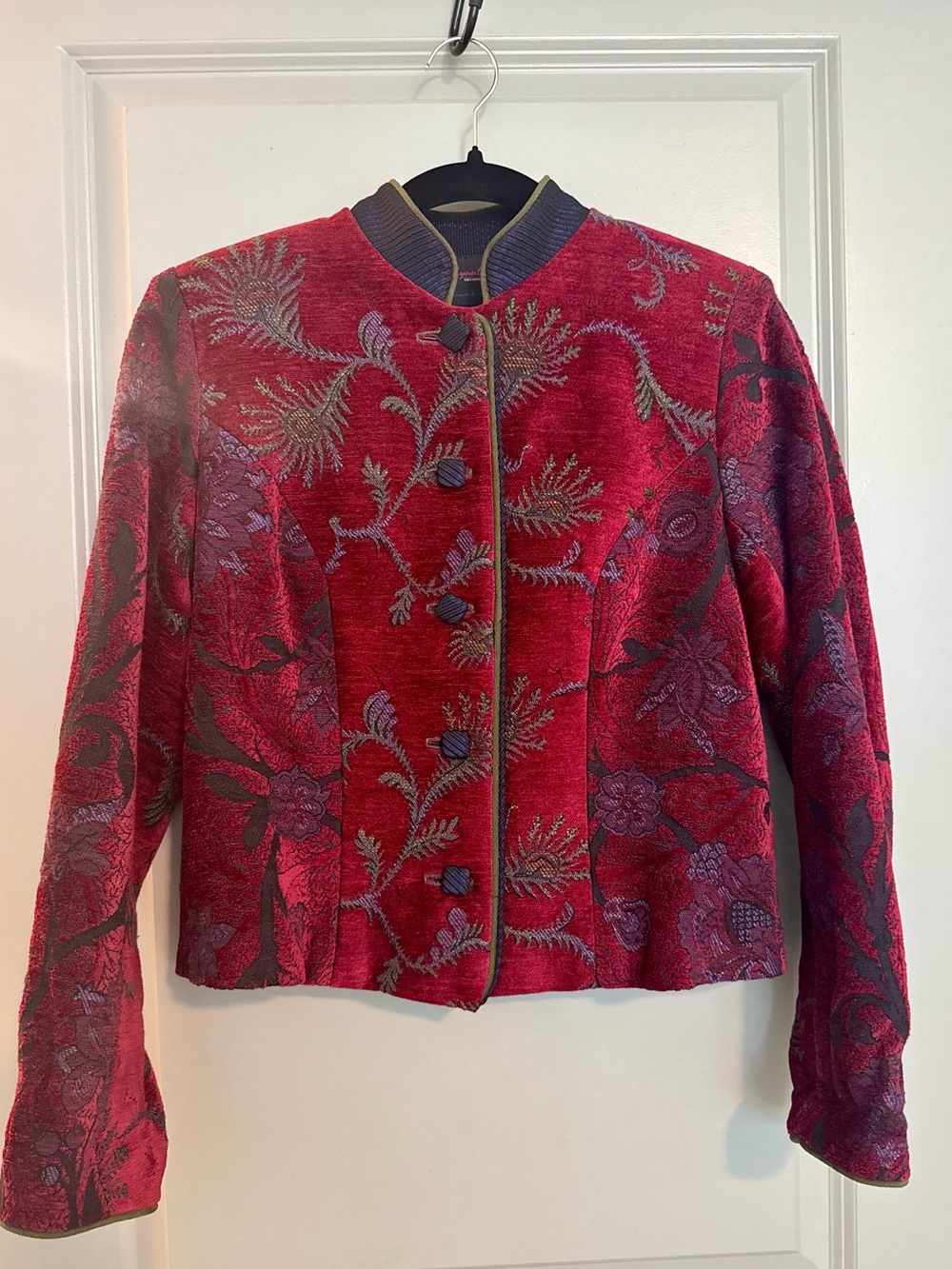 Vintage-Inspired Floral Tapestry Jacket - Mandarin collar
